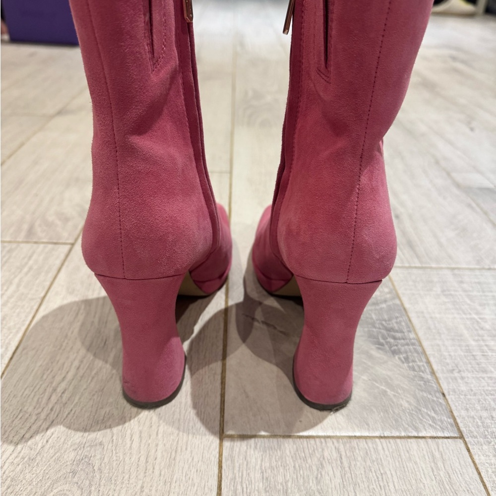 Sam Edelman Pink Ankle Boots with Gold Heel - Picture 3 of 4